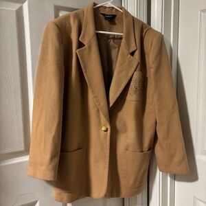 Vintage 100 % Wool Casual Corner Tan Blazer with Notched Lapels
